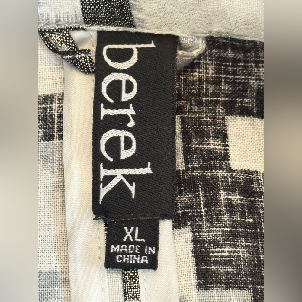 Berek | 100% Linen Black & White Aztec Geometric Shimmer Print Jacket, Size XL - Picture 6 of 9